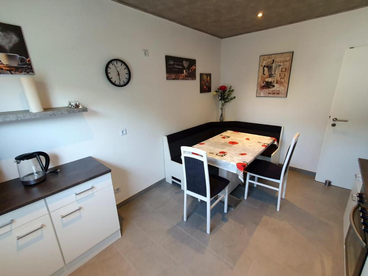 Ferienhaus Regina Im Bohnental Lebach Bagian luar foto